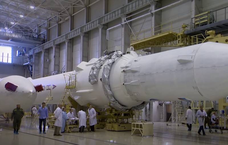 «Роскосмос» разработает водородный двигатель для ракеты «Ангара-А5В»