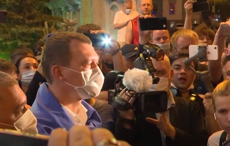 Khabarovsk disse que Degtyarev se comunicava com manequins, e não com manifestantes