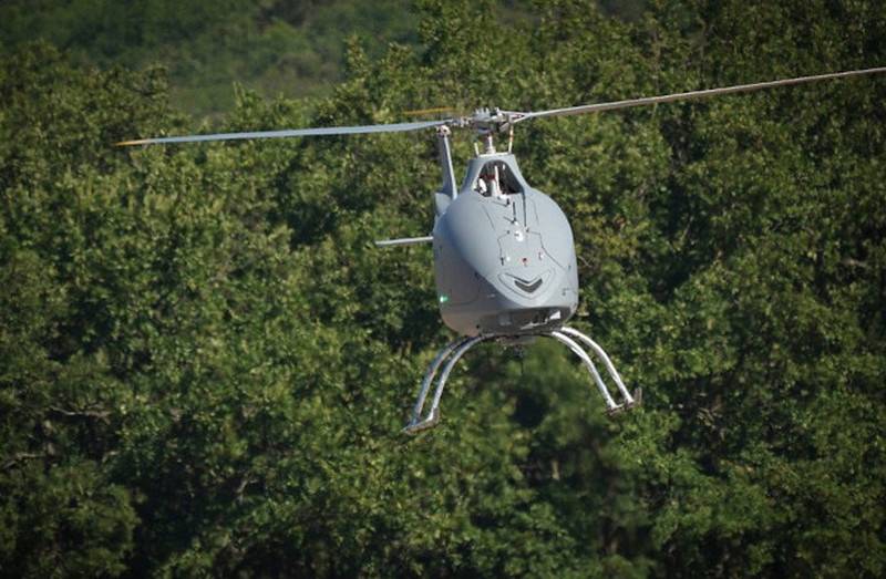 Il nuovo drone VSR700 per la Marina francese fece il primo volo indipendente