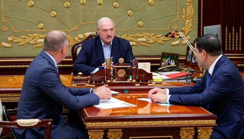 “We need to deal with those who sent them here”: Lukashenka spoke about the detention of Russians