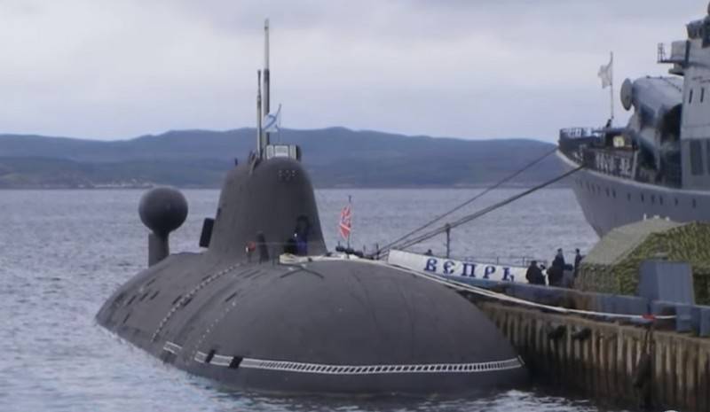 Proyecto submarino nuclear 971 Vepr regresó a la Flota del Norte después de reparaciones