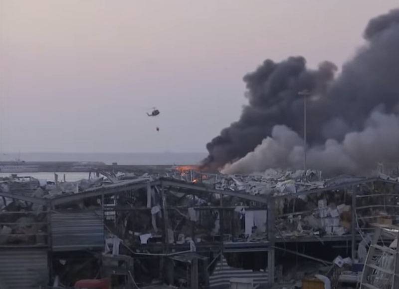 以色列卫星显示了爆炸前后贝鲁特港口的照片