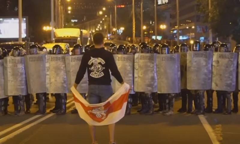 «Aujourd'hui, 19.00 heures, tout le Bélarus!»: Les Bélarussiens sont appelés à participer à des manifestations de masse