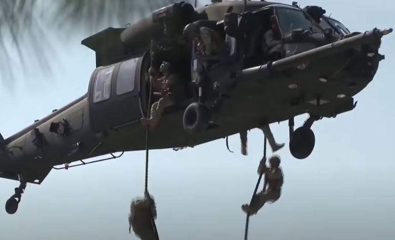 Helicóptero Black Hawk das Forças de Operações Especiais do Exército dos EUA caiu nos EUA