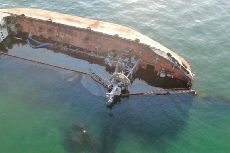 The operation to lift the sunken tanker completed off the coast of Odessa