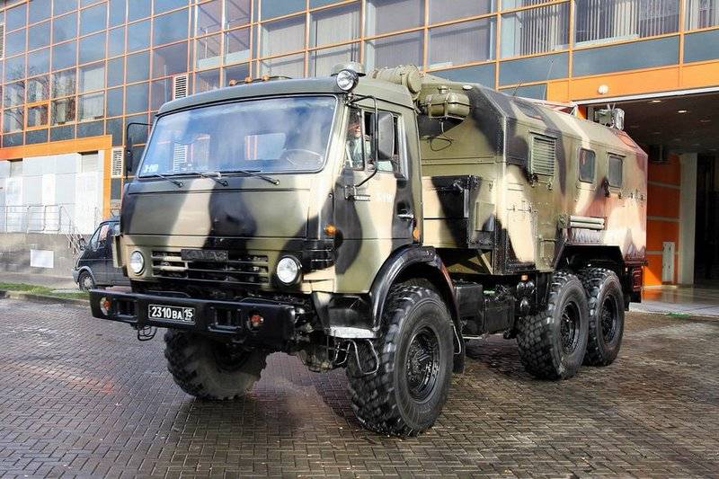 Rosgvardia received a batch of R-142NSA-R command and staff vehicles