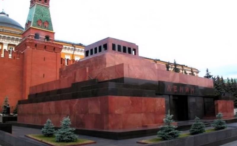 In Russland wurde ein Wettbewerb für das beste Konzept der weiteren Nutzung des Mausoleums "ohne Lenin" ausgeschrieben.