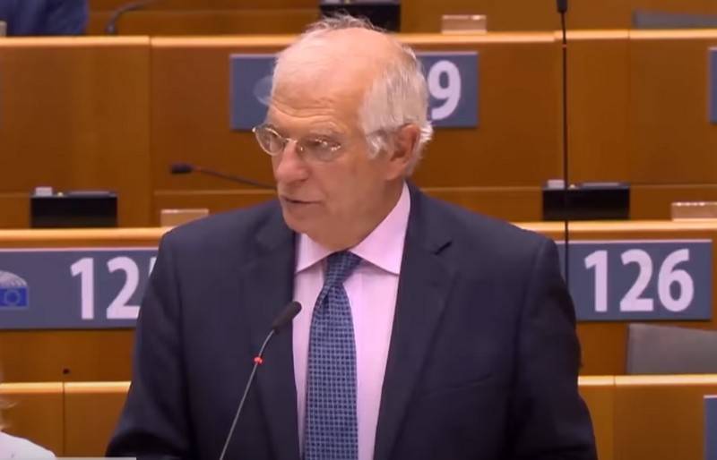 Borell ha ricordato a Zelenskiy che l'UE non è un bancomat per l'Ucraina