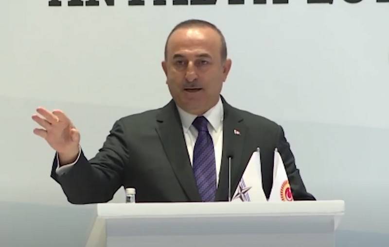 Türkiye는 적대 행위에서 아제르바이잔을 지원할 준비가되어 있음을 선언합니다.