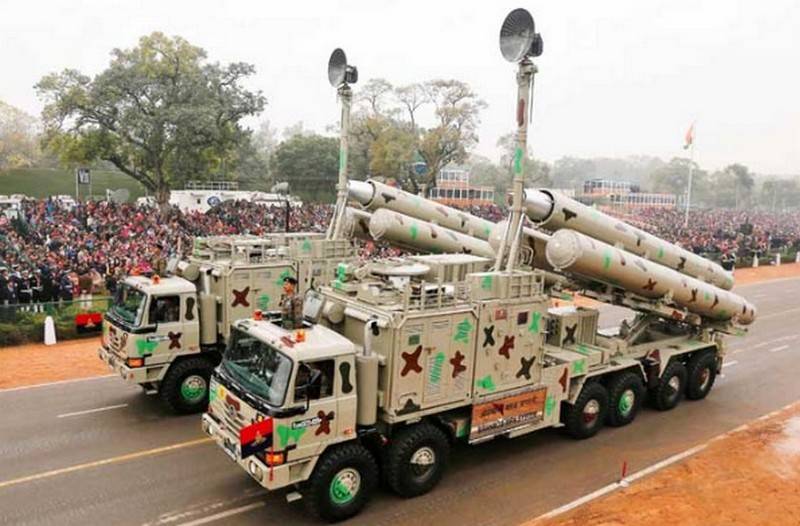 El cohete "BrahMos" cubrió la distancia en el motor indio