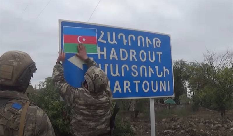 El ejército azerbaiyano anunció la captura de Shukurbeyli con un monumento arqueológico ubicado allí.