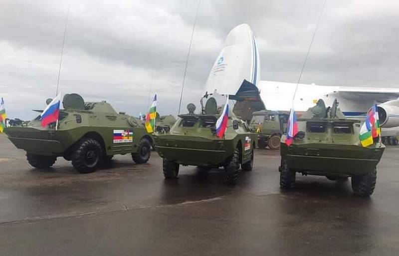 Rusya, Orta Afrika Cumhuriyeti'ne bir parti BRDM-2 teslim etti