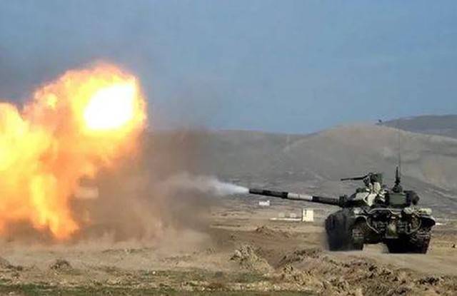 Karabakh 분쟁의 탱크