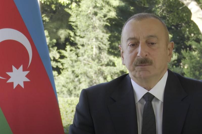 Aliyev a accusé la base russe de Gyumri de fournir des armes à l'armée arménienne