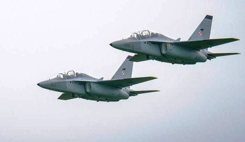 Polish Air Force replenished with two M-346 Master combat training aircraft (UBS)