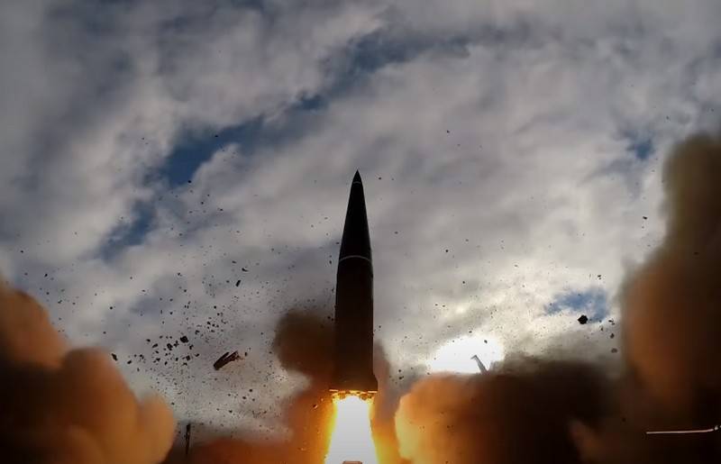 The Ministry of Defense showed a video of the combat launch of the Iskander-M OTRK missile