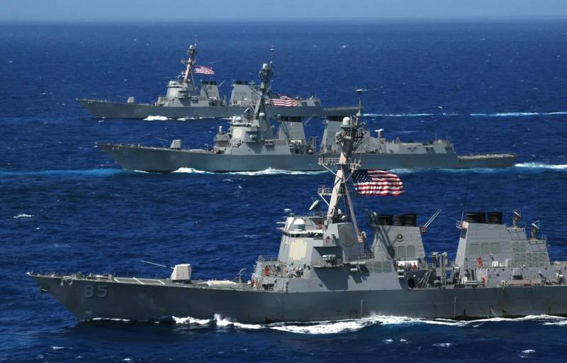 В драке за корабли: министр обороны США против Конгресса