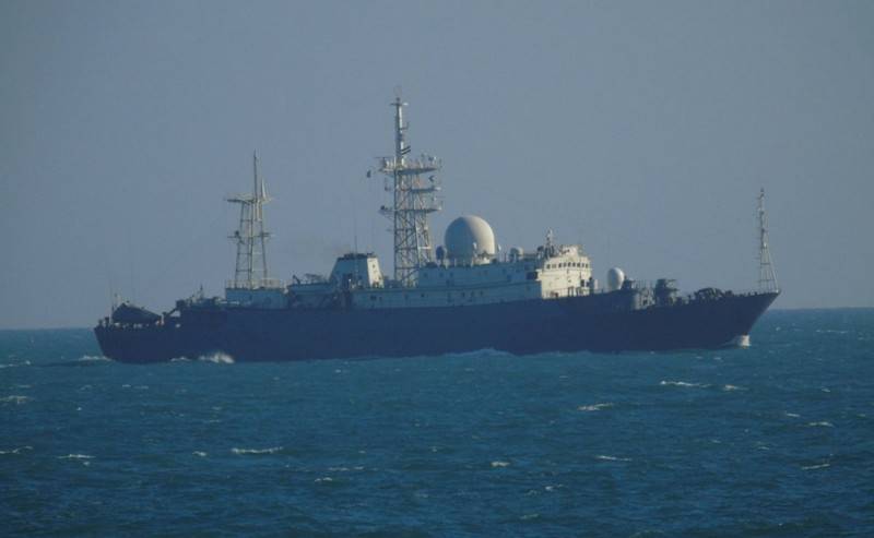 Grã-Bretanha está preocupada com o aparecimento de navios espiões russos na costa da Escócia