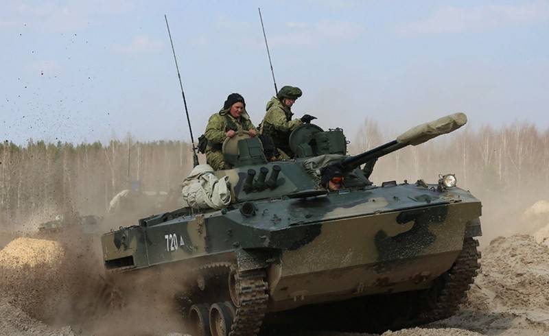 Battalion set BMD-4M and BTR-MDM entered the mountain airborne assault division of the Airborne Forces