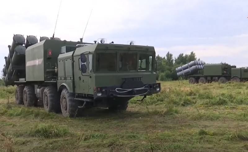 The exercises of the anti-ship complexes "Ball" and "Bastion" were held on the coast of the Black Sea