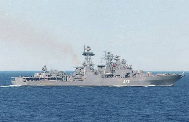 Proyecto 1155 del BOD "Admiral Kharlamov" retirado de la Flota del Norte