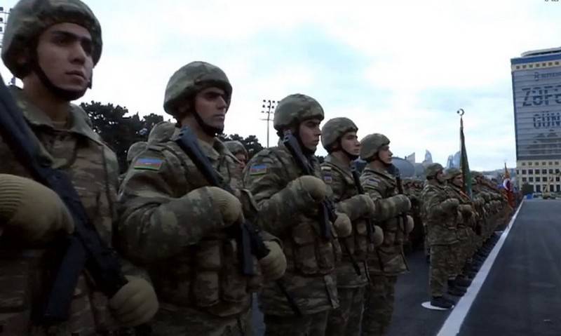 В Баку начался военный парад в честь победы в Нагорном Карабахе