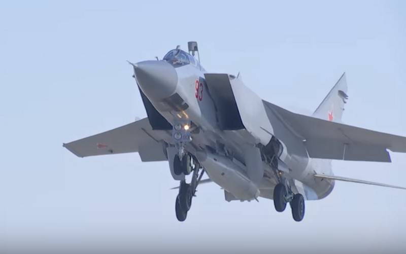 Russian Arktik, hipersonik "Hançerler" ile MiG-31 tarafından kapsanacak