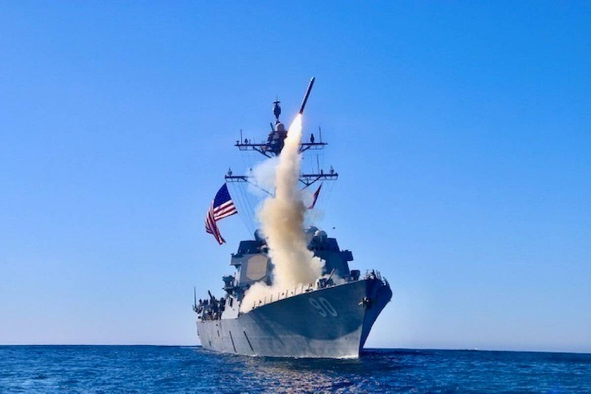 Морские силы. Эсминец Арли Берк томагавк. Tomahawk Block v. ВМС США С 90 крылатыми ракетами «томагавк. Эсминец «Чейфи» (Chafee, DDG 90).