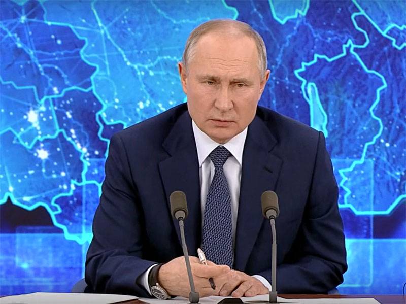 Präsident an einen westlichen Journalisten: Im Vergleich zum Westen ist Russland wirklich weiß und flauschig