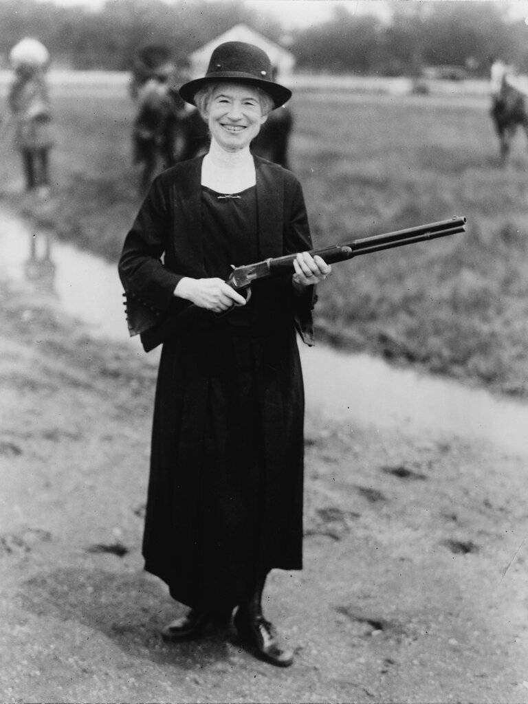 Энни оукли. Энни Окли Annie oakley. Энни Оукли 1894. Энни Оукли стрелок.