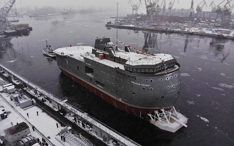 "Admiralty Shipyards" launched an ice-resistant self-propelled platform "North Pole"