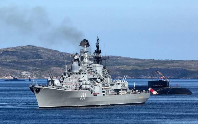 Le destroyer de la flotte du Nord "Admiral Ushakov" retournera à la flotte du Nord