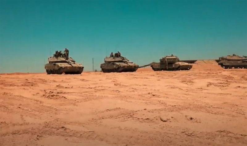 Israel utilizó tanques "Merkava" para bombardear el territorio de la Franja de Gaza