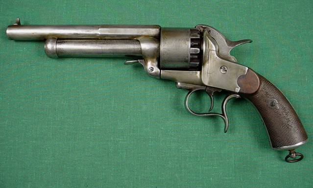 Le Ma: revolver with two barrels