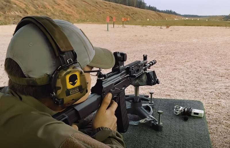 "Sob o patrocínio da OTAN": "Kalashnikov" traz um novo AK-19 para o mercado mundial