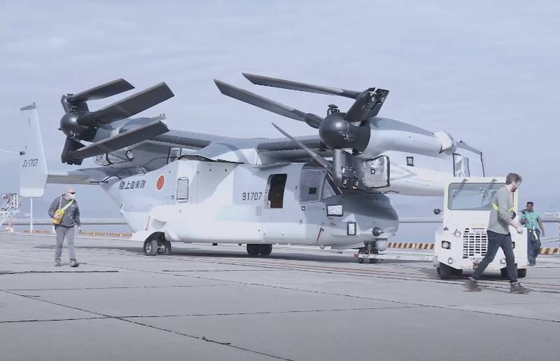 Japan received the second batch of American V-22B Block C tiltrotors