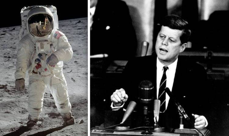 La luna insanguinata John F. Kennedy