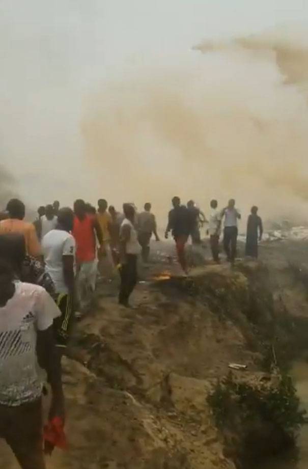 Des images du site de l'accident de l'armée de l'air nigériane sont publiées