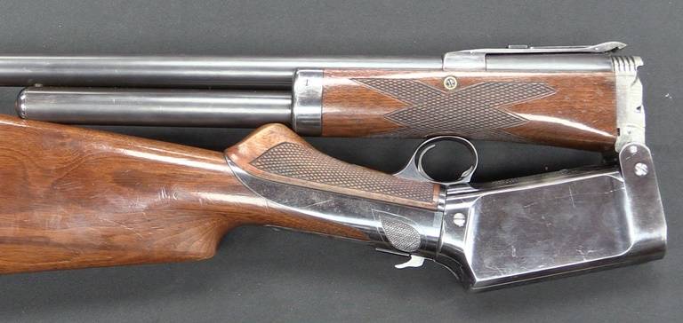 Rifles de alavanca desconhecidos: Colt Burgess vs. Winchester