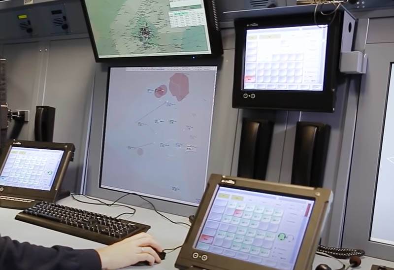 El ministro en Kiev utilizó la redacción "Invasión de controladores de tráfico aéreo rusos en el espacio aéreo de Ucrania".