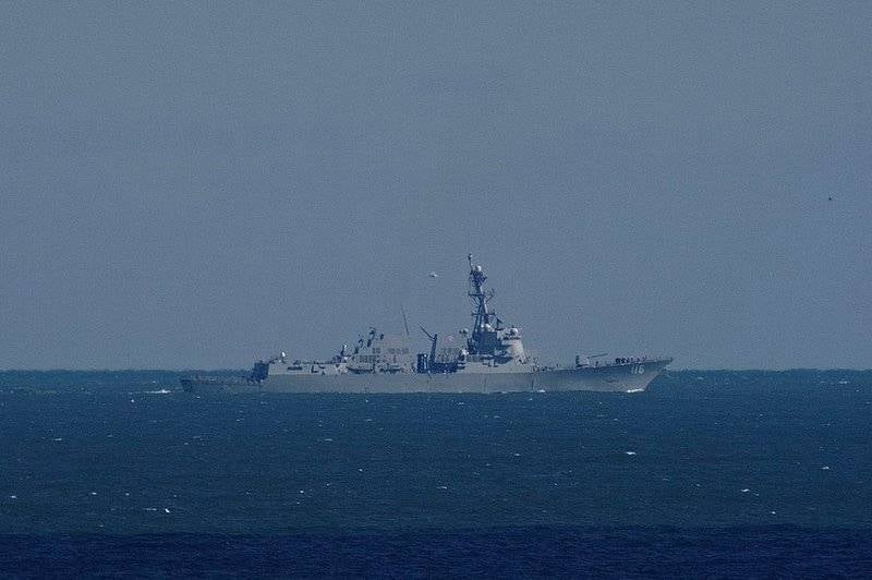 Den amerikanska flottan skickade ett andra krigsfartyg till Svarta havet