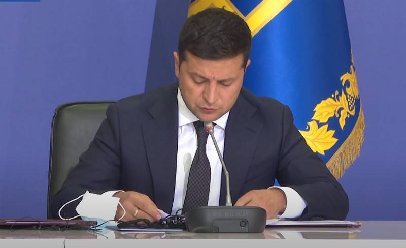 "تنفيذ قرار مجلس الأمن القومي والدفاع الأوكراني": وقع زيلينسكي على مرسوم بشأن تأميم شركة موتور سيتش