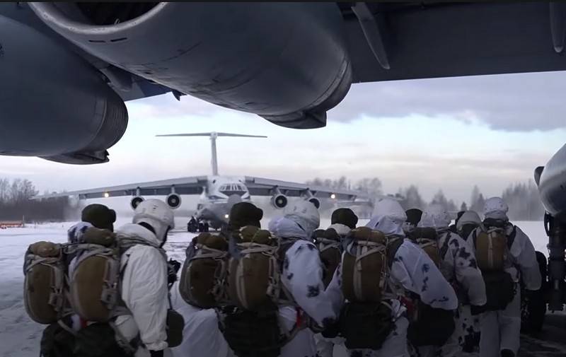 "전투 능력 구축의 일환으로": Shoigu는 새로운 공수 연대 창설을 발표했습니다.