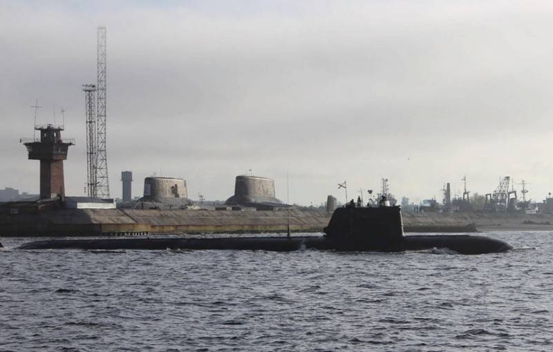 El submarino nuclear "Belgorod" puede convertirse en el portador de la estación nuclear de aguas profundas AS-15 "Kashalot"