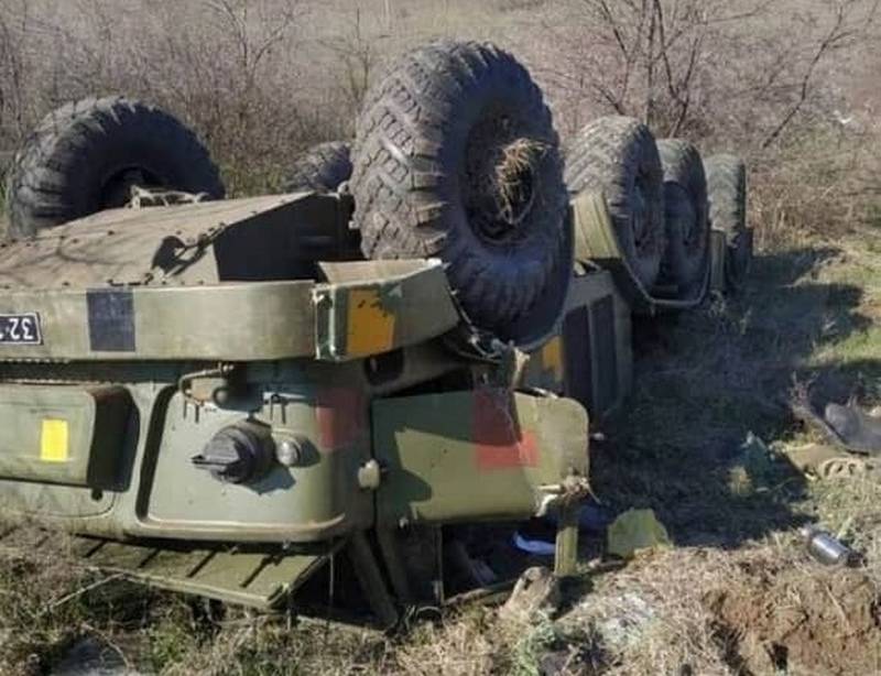 Die ukrainischen Streitkräfte haben MLRS "Hurricane" bei einem Unfall auf der Autobahn Odessa-Mariupol verloren