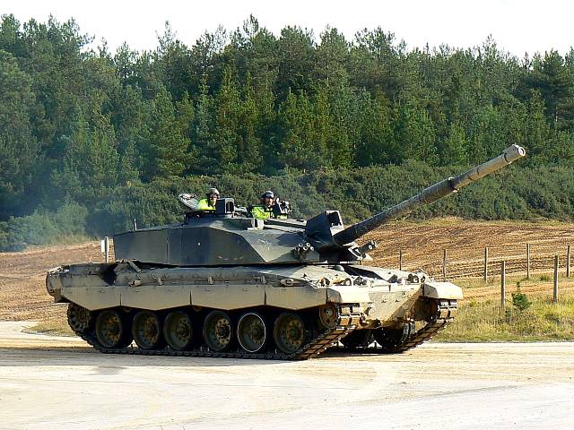 Herausforderer 3: Großbritannien hat sich für "neue alte" Panzer entschieden