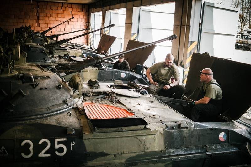 "The old BVP has become scrap metal": the Czech army complains about the local version of the BMP-1