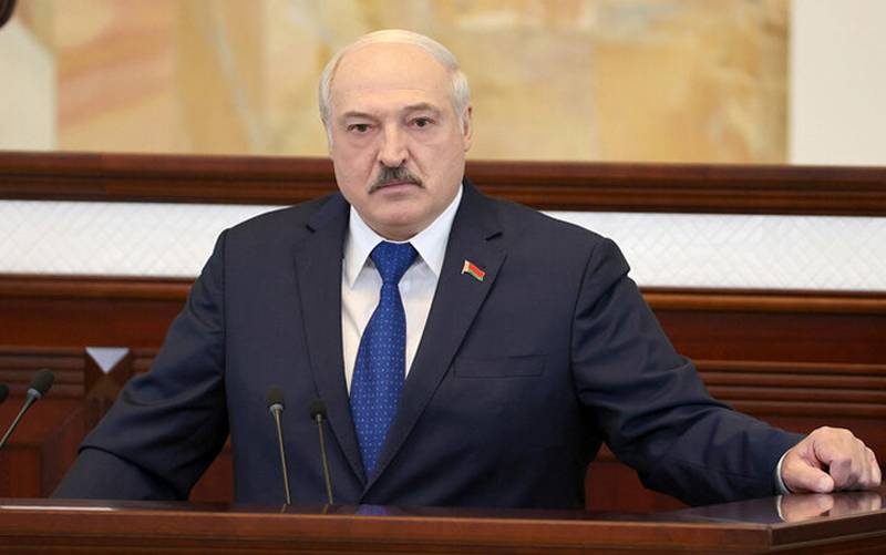 Lukashenka sobre o incidente com o avião: É difícil imaginar o que aconteceria se os sistemas de segurança da usina nuclear entrassem em total prontidão de combate