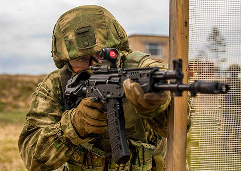 The transition of the Russian army to the new AK-12 assault rifle will be completed in the coming years