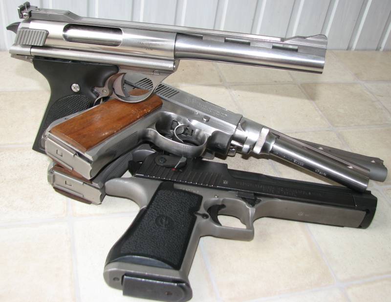 An aristocrat from Pasadena. The first automatic magnum .44